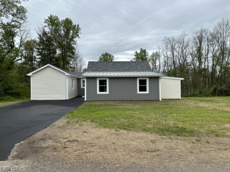 134 N Locust Lake Rd, Blairstown, NJ 07825 - photo 1