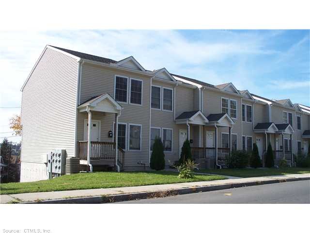 120 Sylvan Ave unit 4, Waterbury, CT 06706 - photo 1
