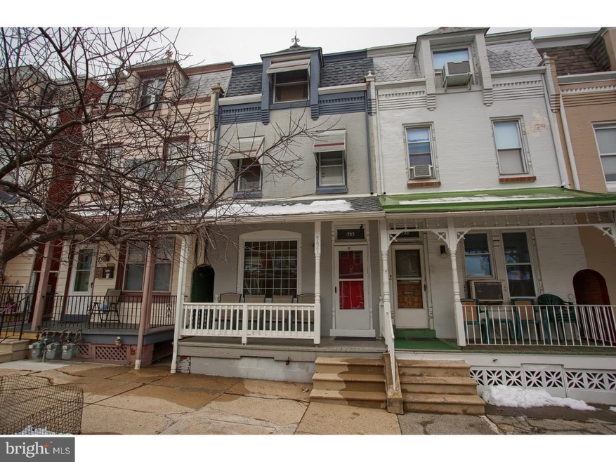 737 Mcknight St, Reading, PA 19601 - photo 1