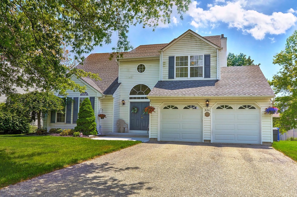 624 Loxley Dr, Toms River, NJ 08753 - photo 1