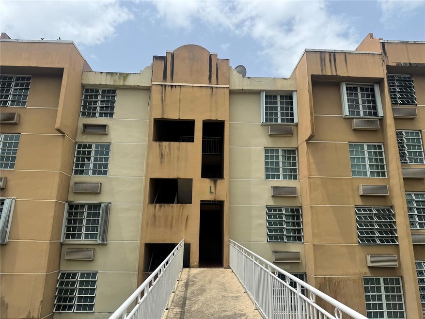 CONDOMINIO VISTA SER L-401 unit L-401, Trujillo Alto, PR 00976 - photo 1