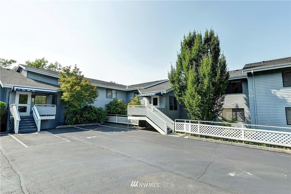 1224 6th Ave S unit C303, Edmonds, WA 98020 - photo 1