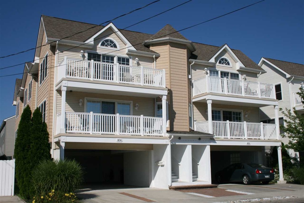 404 W Youngs Ave unit B (top), Wildwood, NJ 08260 - photo 1