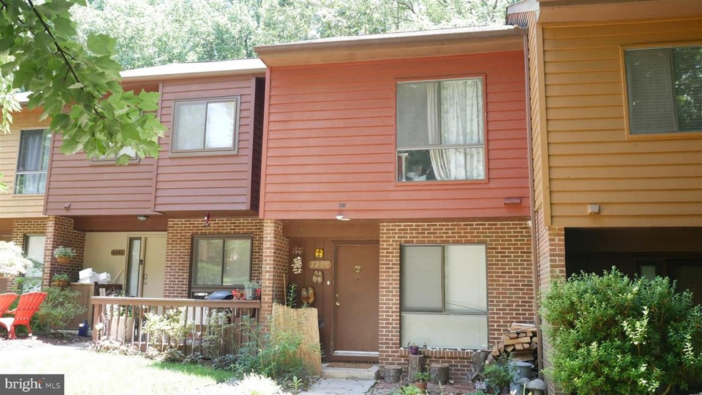 2283 Chestnut Burr Ct, Reston, VA 20191 - photo 1