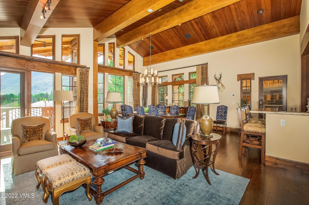 Summer Living Room