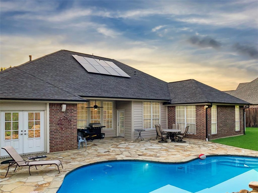 609 Ticonderoga Dr, Denton, TX 76205 - photo 1