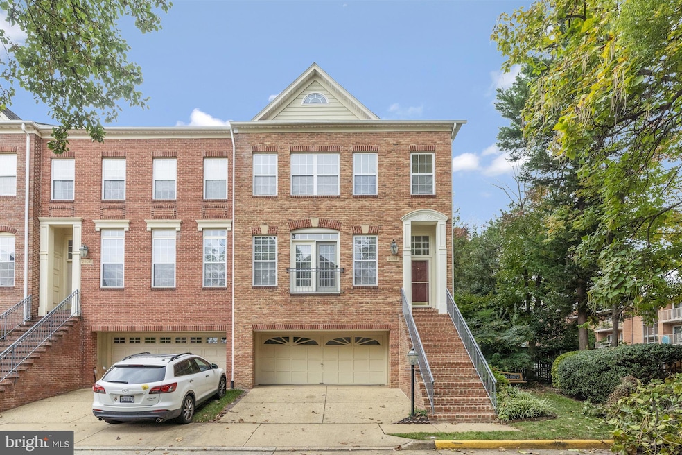 Pending $999,999 • Co-Listing Agent