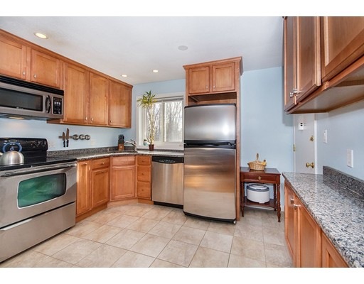 47 Lionel Ave unit C, Waltham, MA 02452 - photo 1