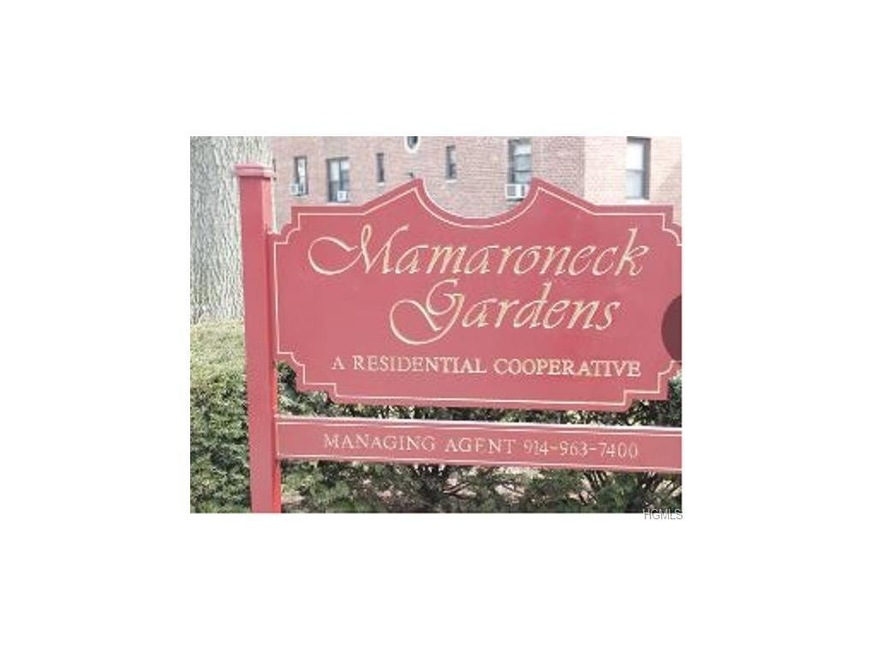 300 Richbell Rd unit B2, Mamaroneck, NY 10543 - photo 1