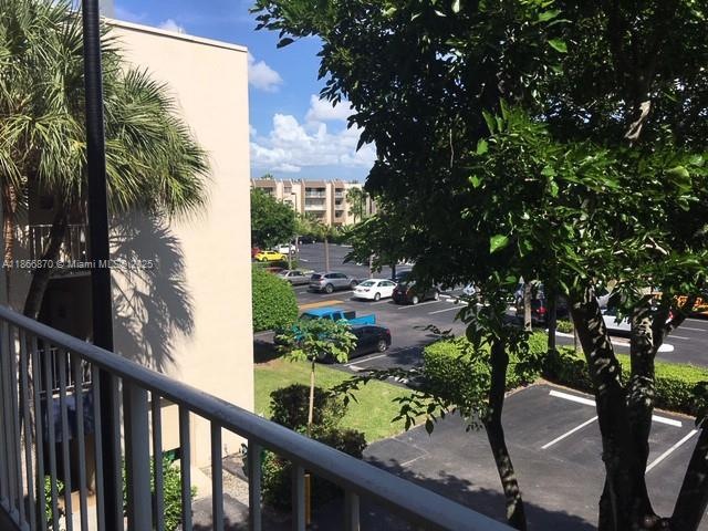 7745 SW 86th St unit D313, Miami, FL 33143 - photo 1