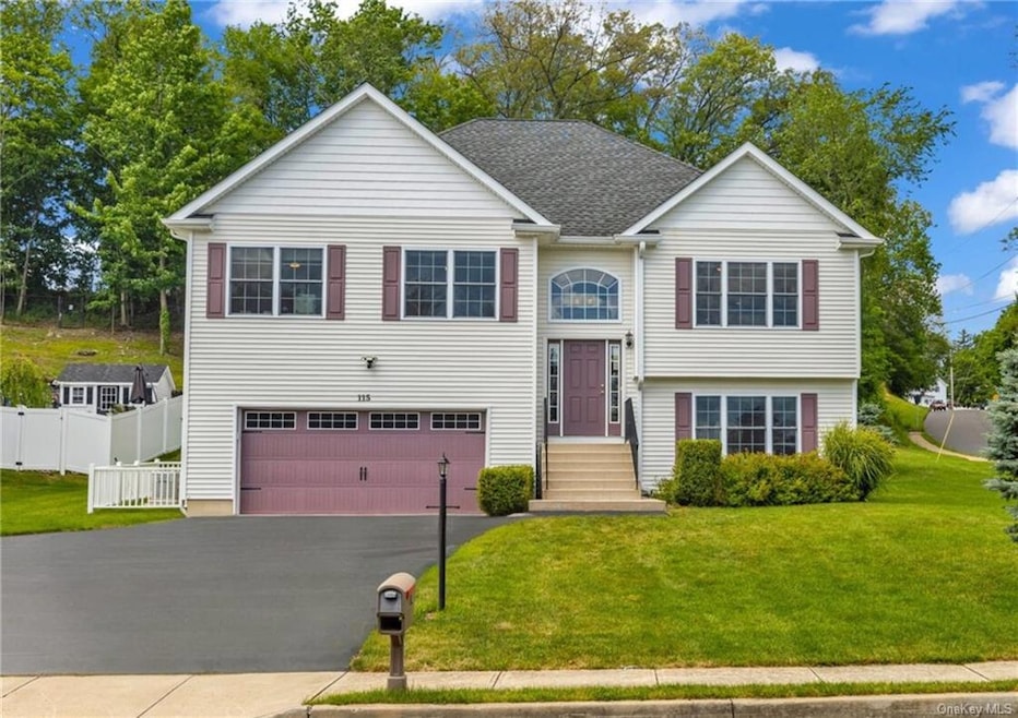 115 Logans Way, Maybrook, NY 12543 - photo 1