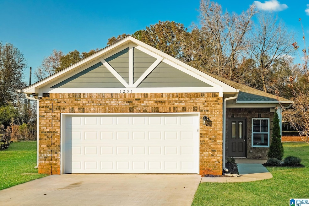 7257 Owen Park Cir, Mc Calla, AL 35111 - photo 1
