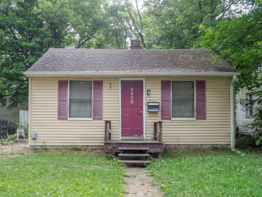 3509 Hoover St-200