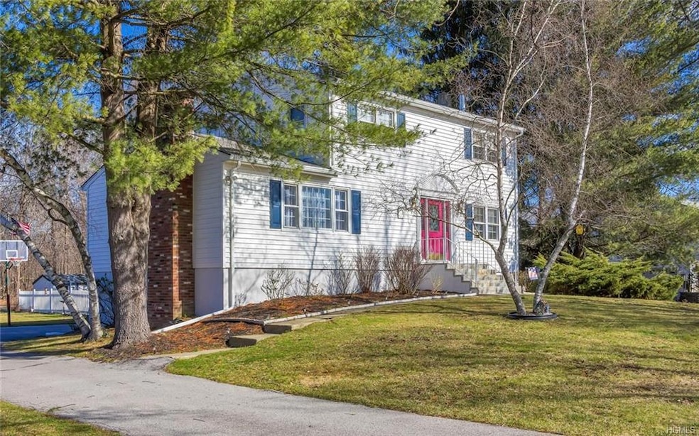 122 Barnes Rd, Washingtonville, NY 10992 - photo 1