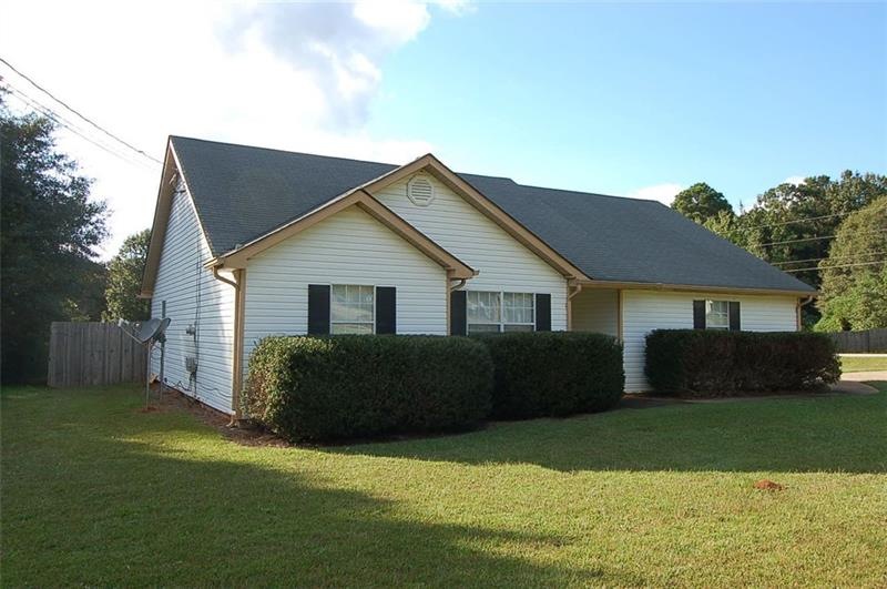 580 Cowan Rd, Covington, GA 30016 - photo 1