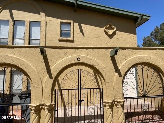 10600 Springwood Dr unit C, El Paso, TX 79935 - photo 1