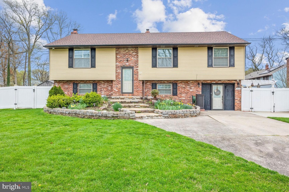 825 Longwood Ave, Cherry Hill, NJ 08002 - photo 1