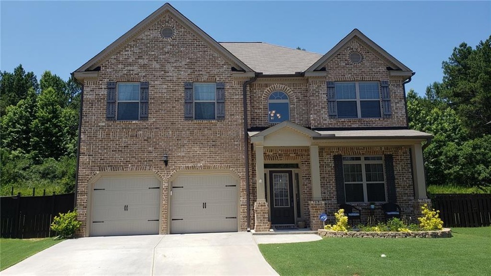 Gorgeous home in cul-de-sac lot