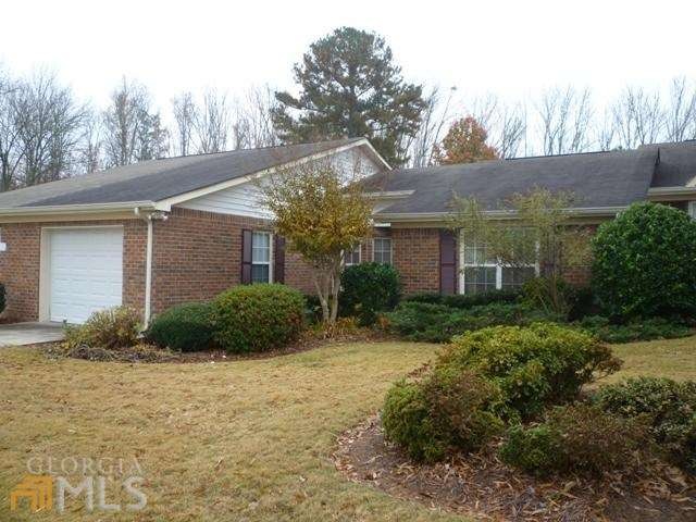 225 Monmouth Dr, Fayetteville, GA 30214 - photo 1