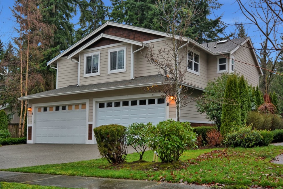 11620 Silver Way unit B, Everett, WA 98208 - photo 1