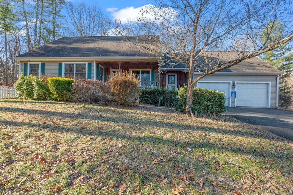 21 Tartia Rd, East Hampton, CT 06424 - photo 1