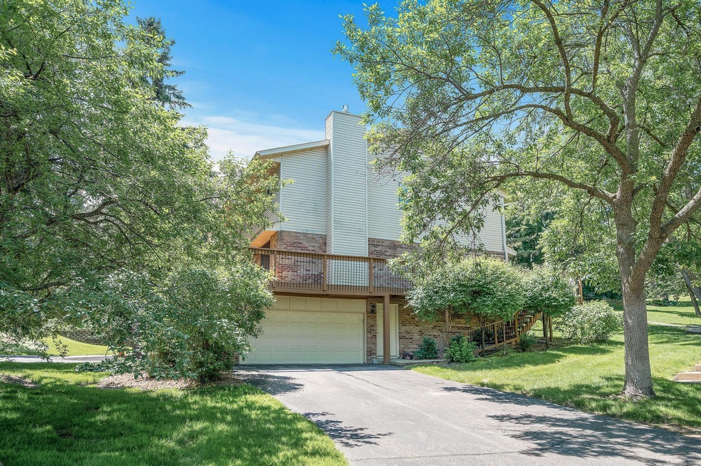 1348 Westwood Hills Rd, Saint Louis Park, MN 55426 - photo 1