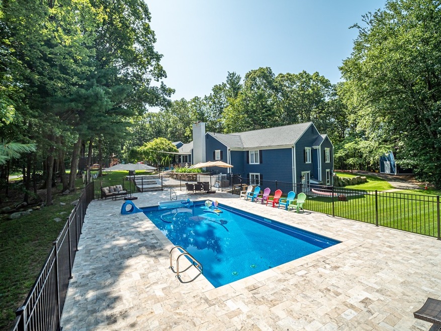 379 Underwood St, Holliston, MA 01746 - photo 1