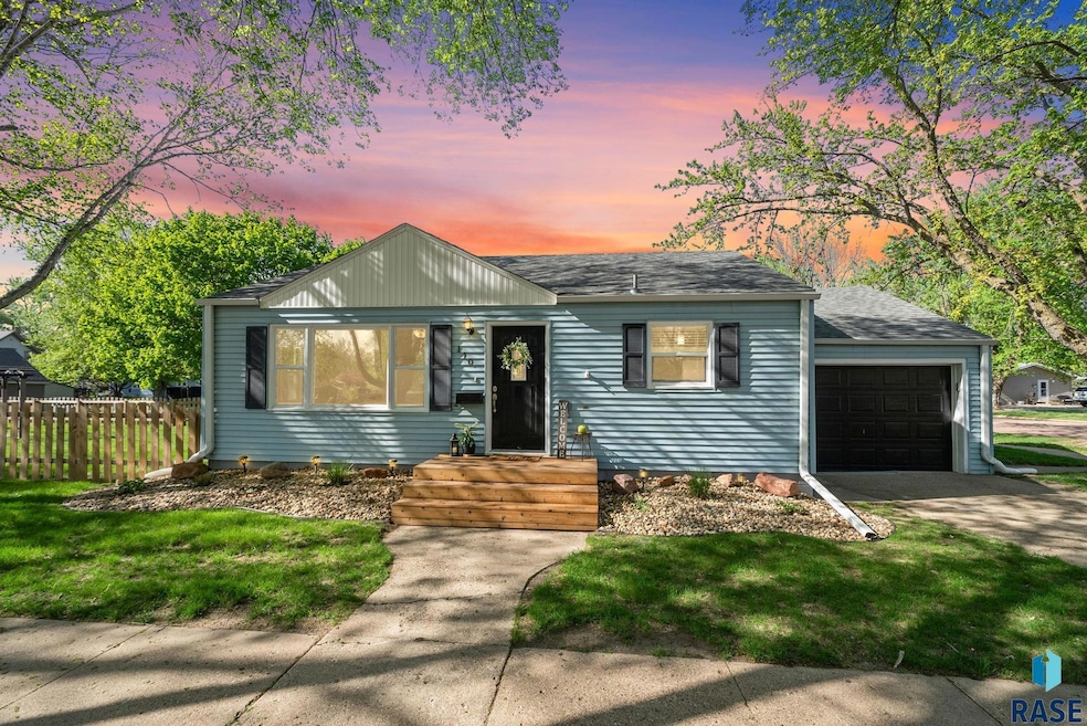 Sold $230,000 • Co-Listing Agent