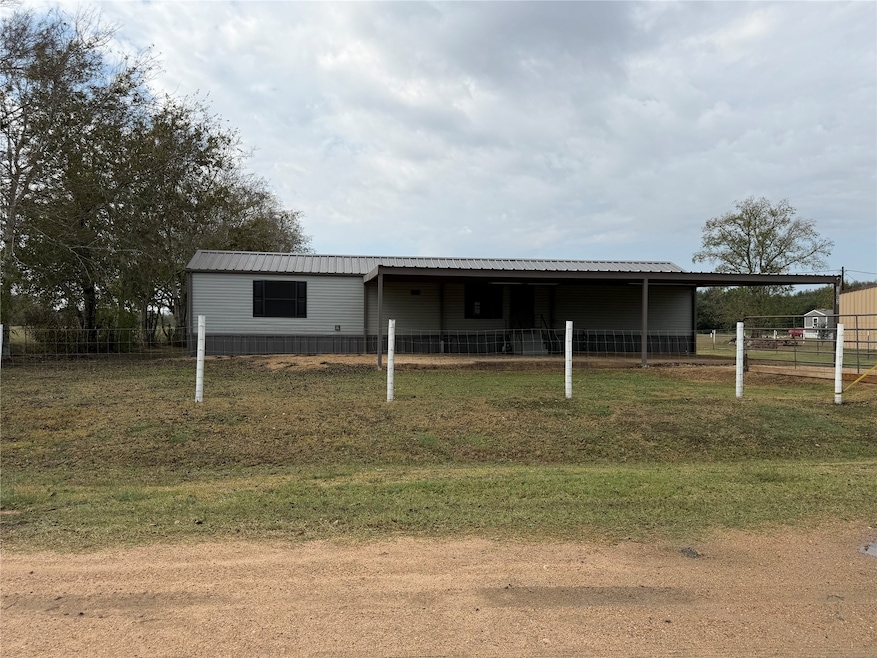 1003 Nunez St, Beasley, TX 77417 - photo 1