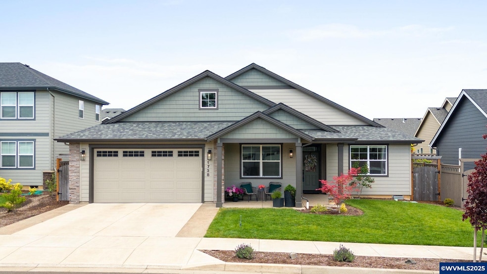 Sold $569,900 • Co-Listing Agent