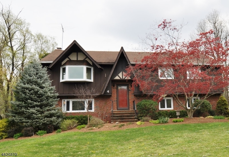 4 Warren Rd, Randolph, NJ 07869 - photo 1