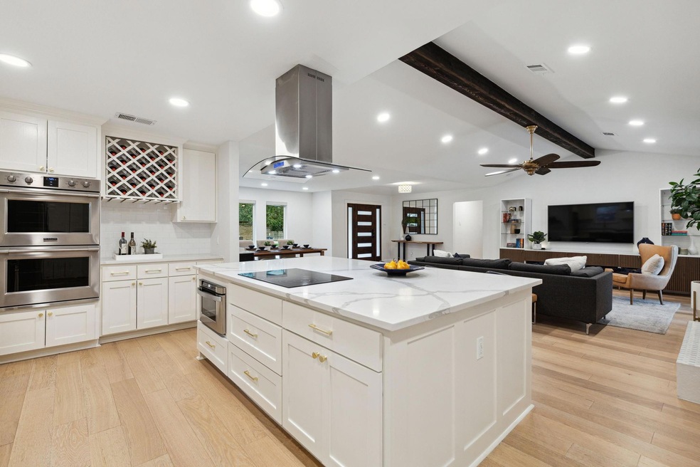 4707 Creighton Dr, Dallas, TX 75214 - photo 1