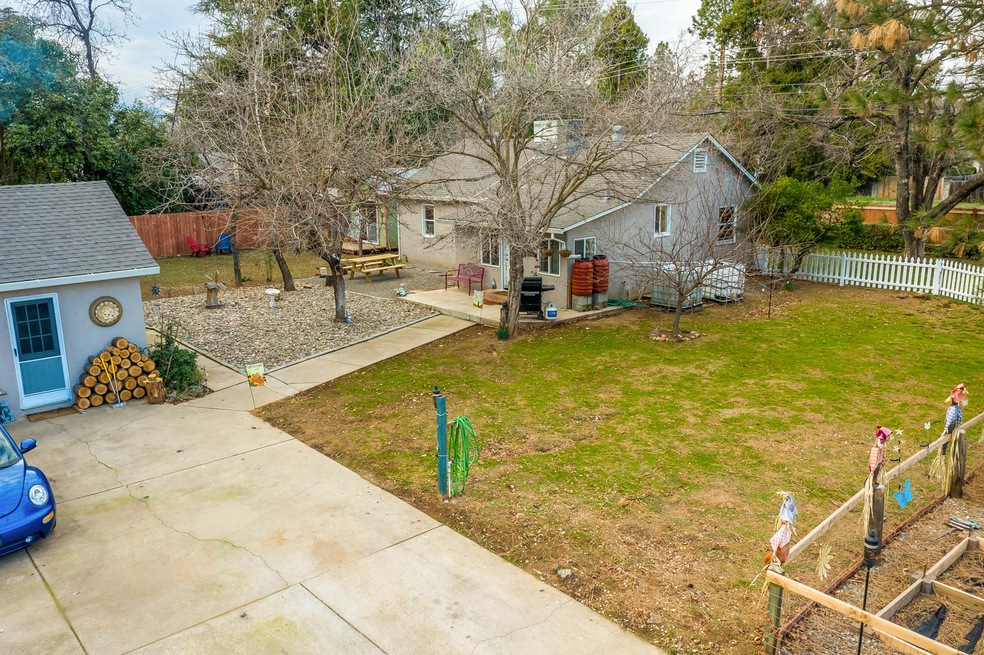 5785 Churn Creek Rd, Redding, CA 96002 - photo 1