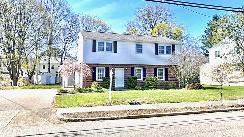 47 Myerson Ln, Newton Center, MA 02459 - photo 1