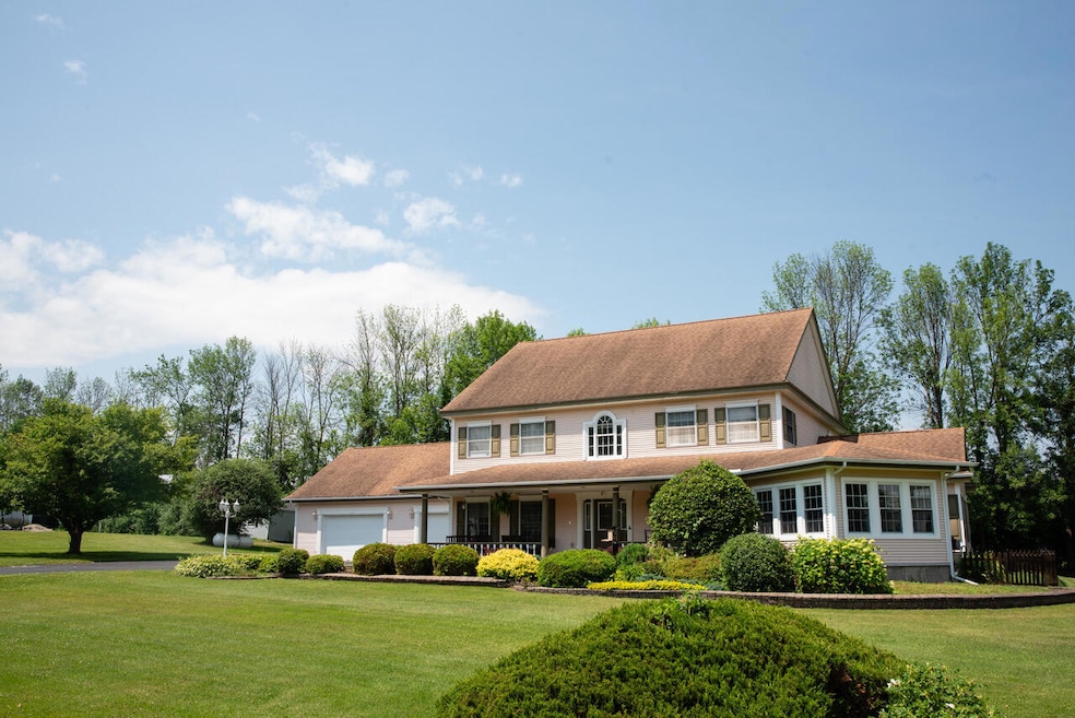 For Sale $464,000