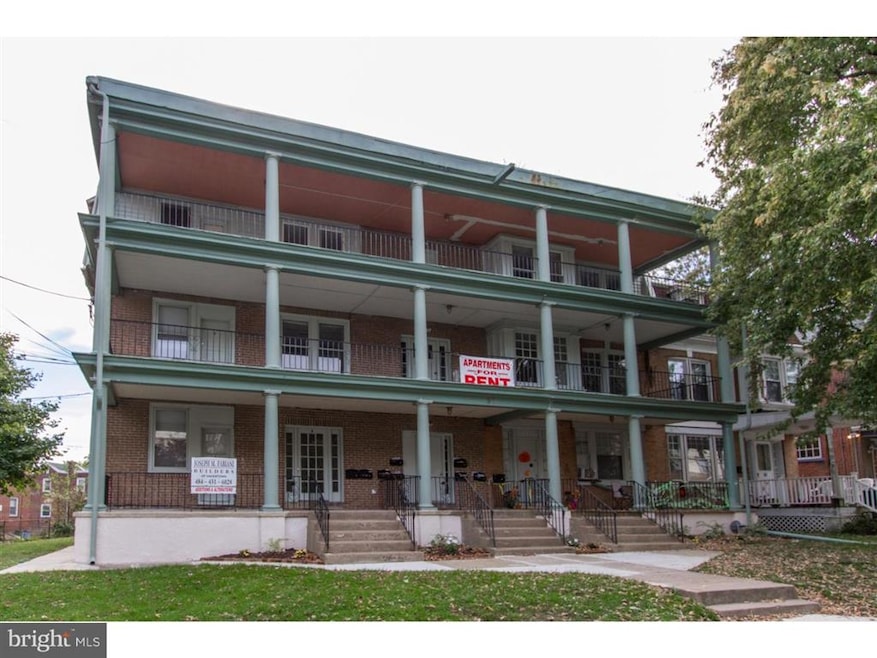 52 E Stratford Ave unit C, Lansdowne, PA 19050 - photo 1