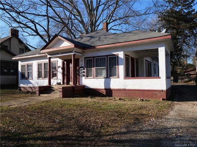 638 W Front St, Statesville, NC 28677 - photo 1