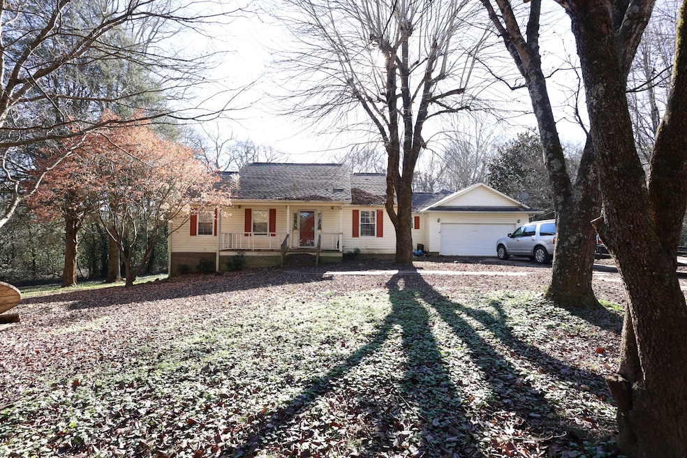 278 Curtis Rd, Pikeville, TN 37367 - photo 1