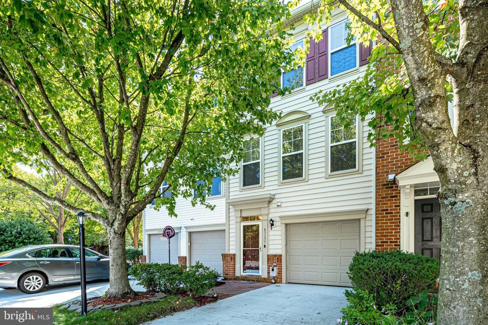 43157 Huntsman Square, Broadlands, VA 20148 - photo 1