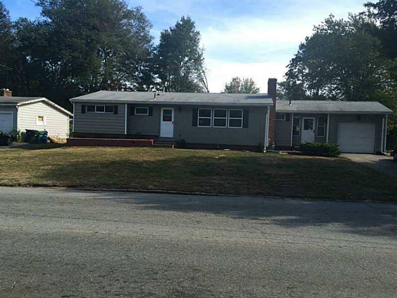 42 Fairfax Dr, Warwick, RI 02888 - photo 1