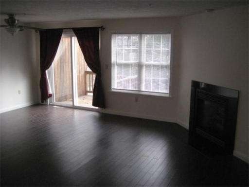 215 Bridle Cross Rd, Fitchburg, MA 01420 - photo 1