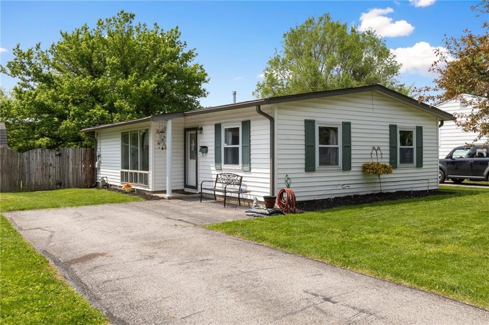 330 N 19th Ave, Beech Grove, IN 46107 - photo 1