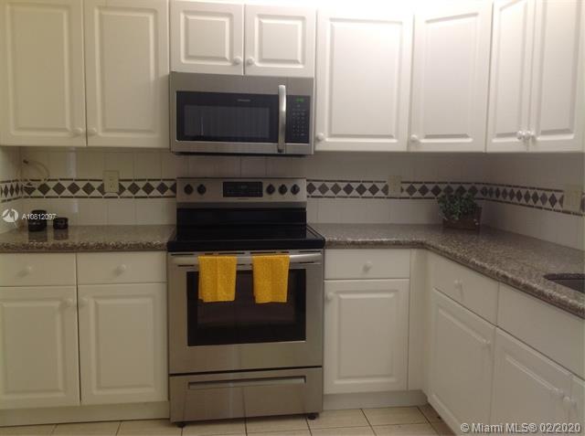 16246 Laurel Dr unit 104, Weston, FL 33326 - photo 1