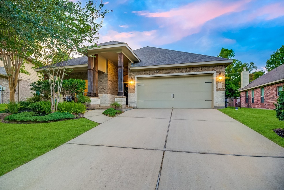 126 Black Swan Place, Magnolia, TX 77354 - photo 1