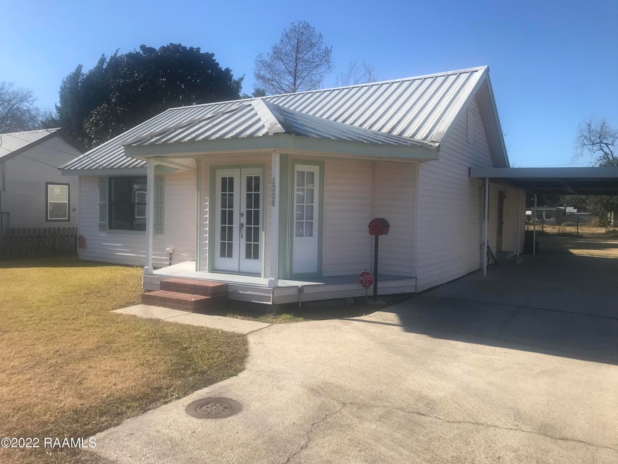 1220 S Weeks St, New Iberia, LA 70560 - photo 1