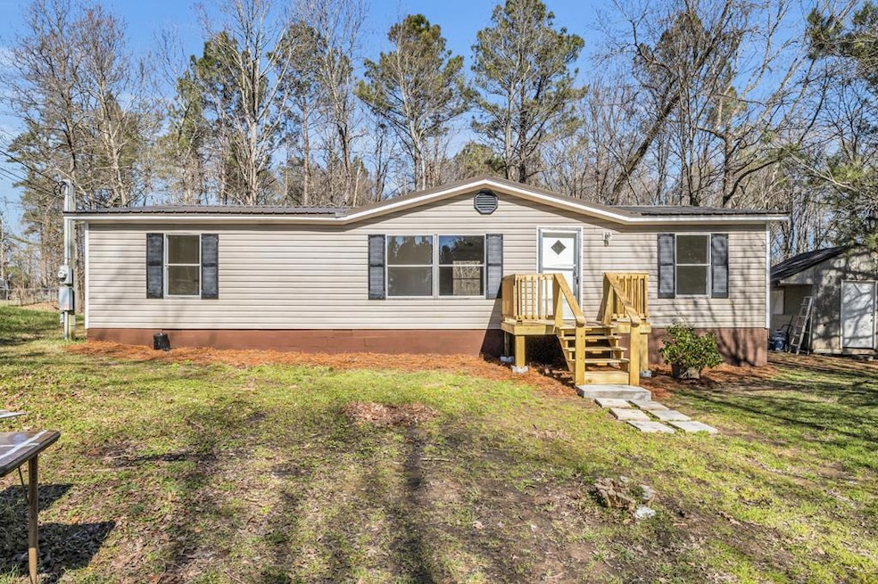 152 Forest Hill Dr, Chatsworth, GA 30705 - photo 1