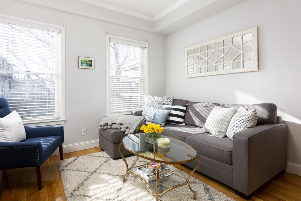 645 E 7th St unit 2, Boston, MA 02127 - photo 1