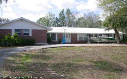 522 Lake Mirror Dr, Lake Placid, FL 33852 - photo 1