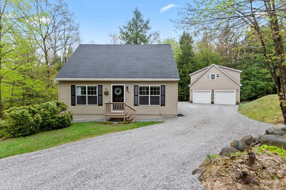Meticulously Maintained Contemporary Cape