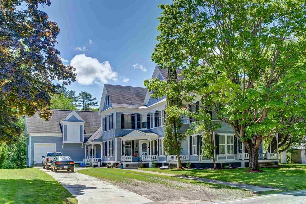 62 Elm St, Lancaster, NH 03584 - photo 1